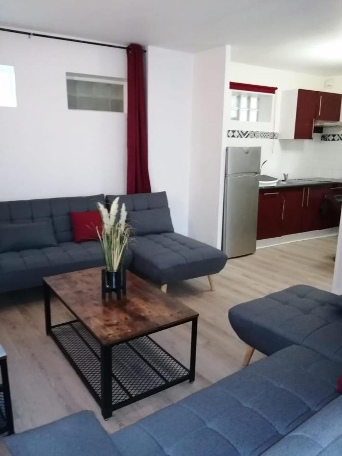Appatement T3 Meuble A Neuf Apartment ปัวติเยร์ ภายนอก รูปภาพ